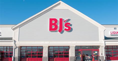 Enter your current location and find the closest <b>BJ</b>'s club <b>near</b> you. . Bj stores near me